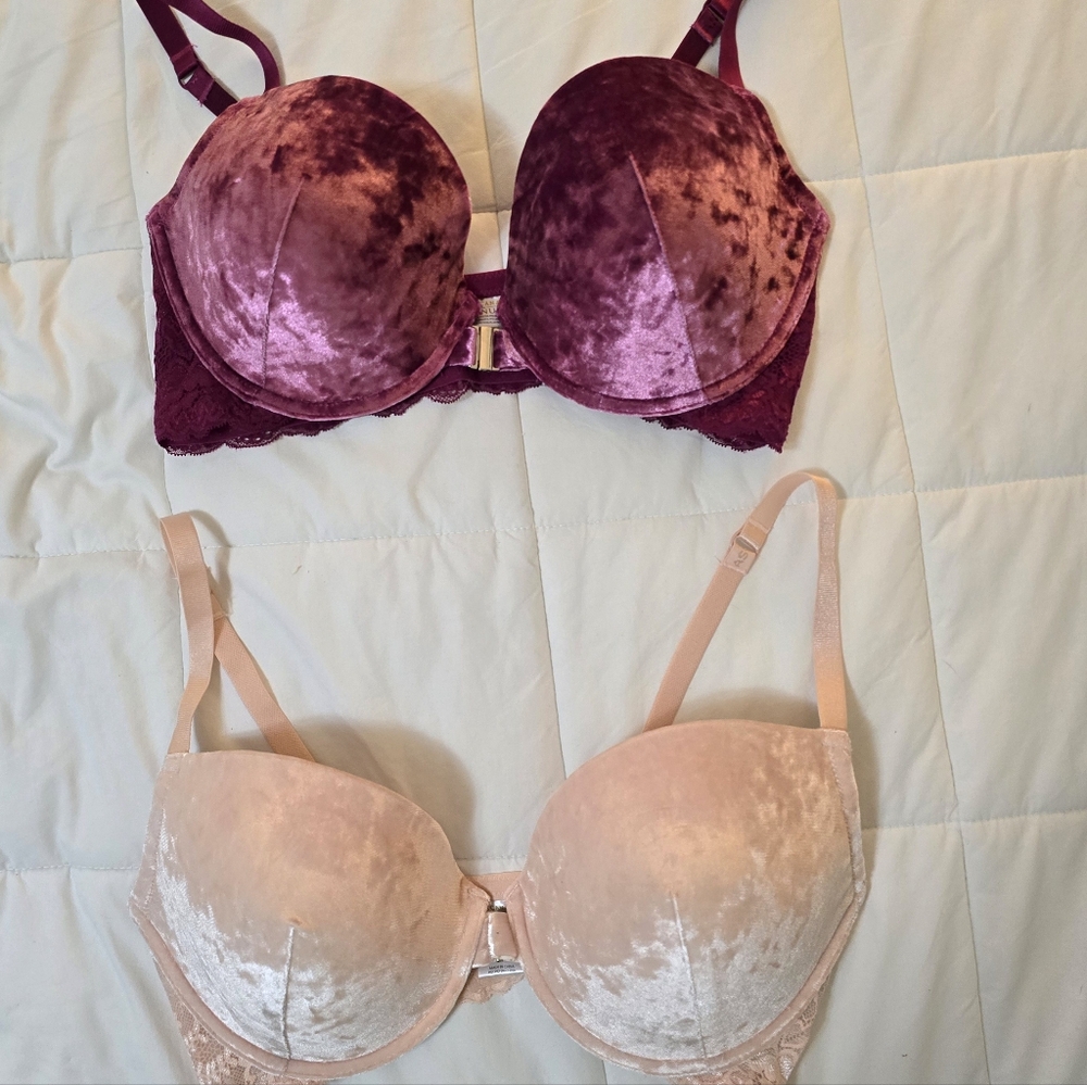 Lot Of 2 NWOT Venus Lascana Crushed Velvet/Lace Bras Front Closure Purple Peach